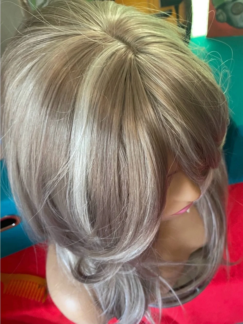 Rose silver ash layered wig with highlights